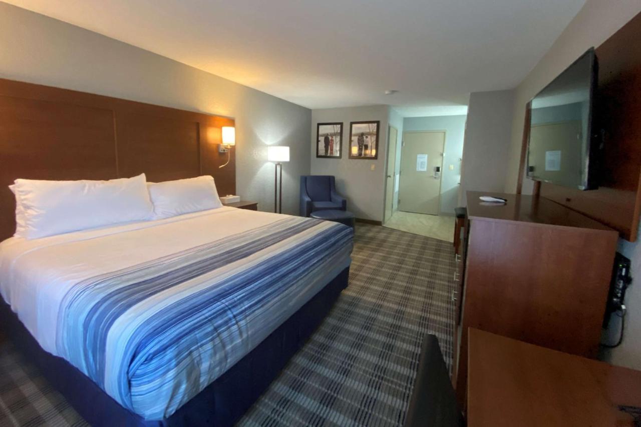 Americinn By Wyndham Williamsburg ภายนอก รูปภาพ