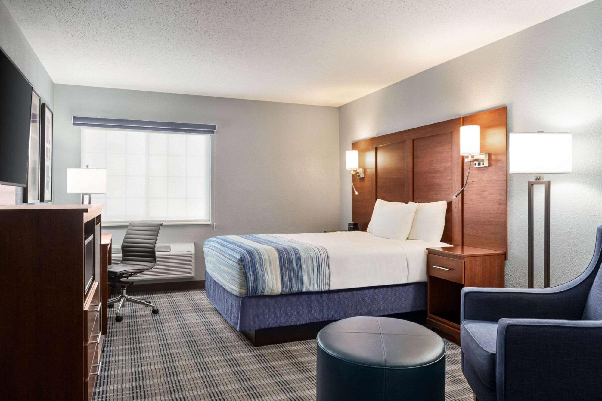Americinn By Wyndham Williamsburg ภายนอก รูปภาพ