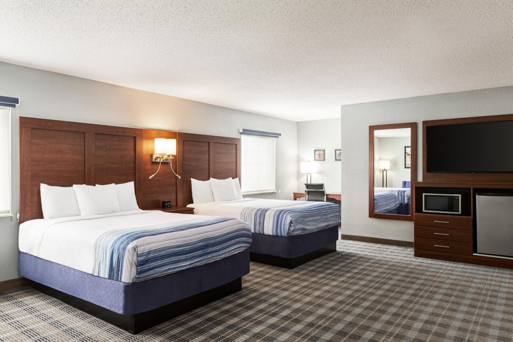 Americinn By Wyndham Williamsburg ภายนอก รูปภาพ