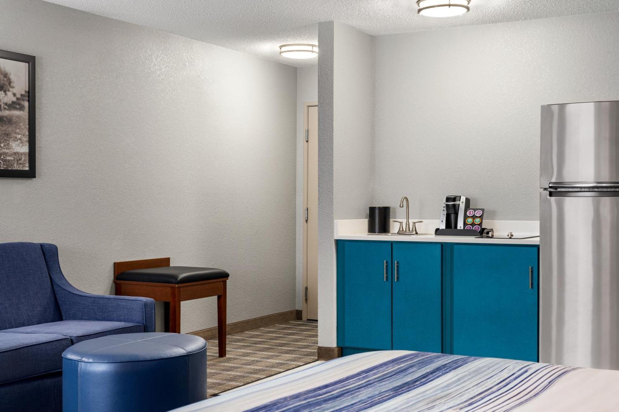 Americinn By Wyndham Williamsburg ภายนอก รูปภาพ